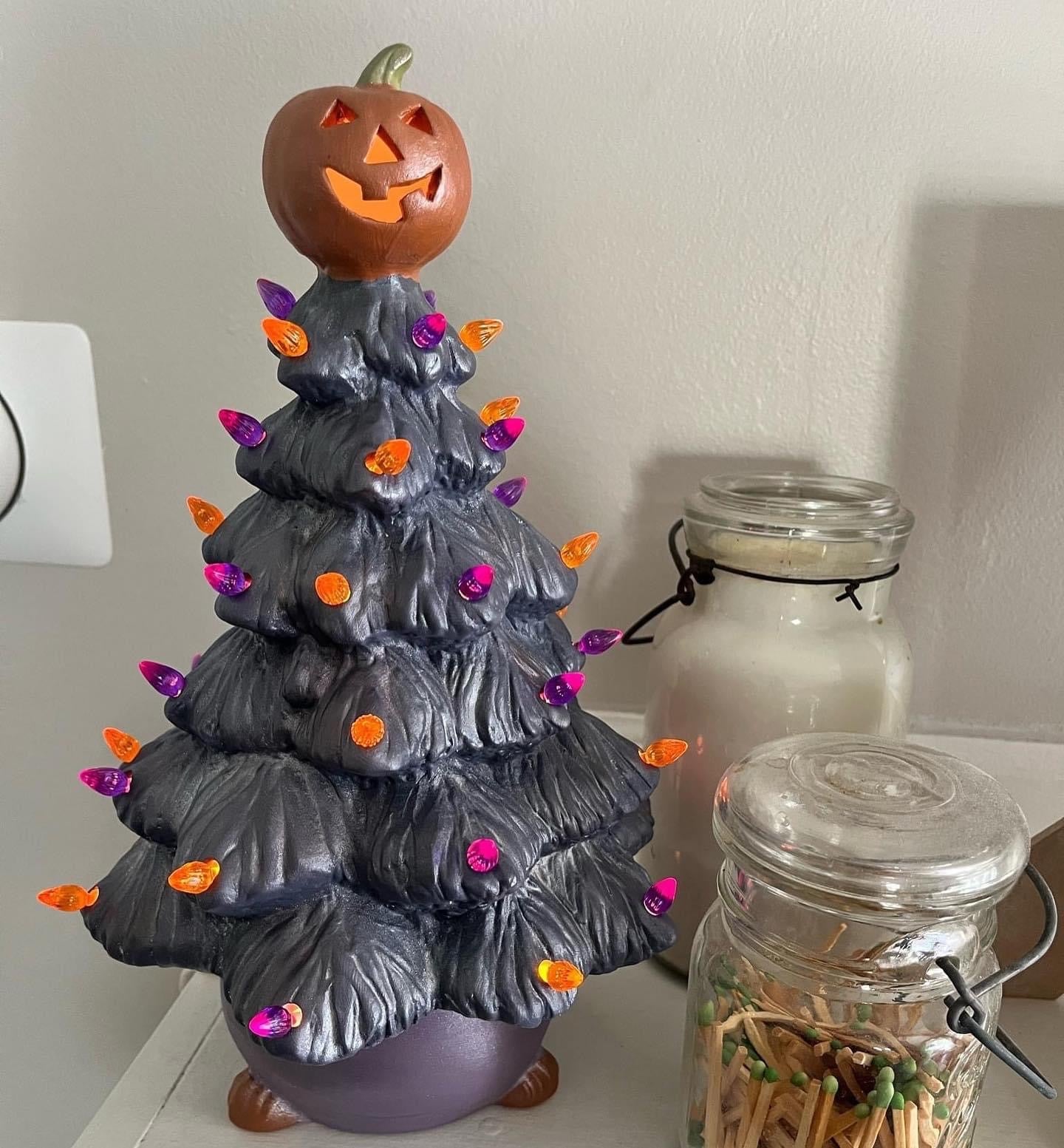 10/17/25 HALLOWEEN CERAMICS 6:00 PM